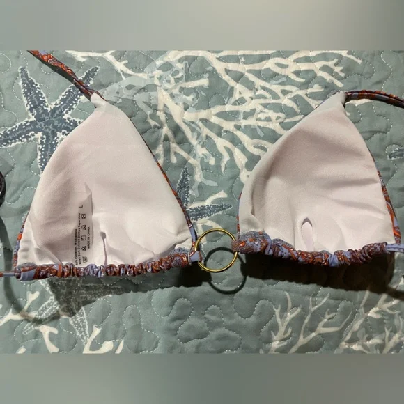 SHEIN Woman size small/medium cup B bikini swim top - Picture 3 of 9